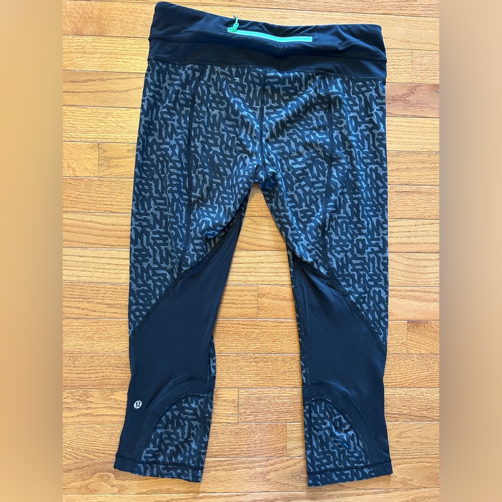 Lululemon Leggings Women’s Size 8 Black Gray Inspire Crop II Full-On Luxtreme